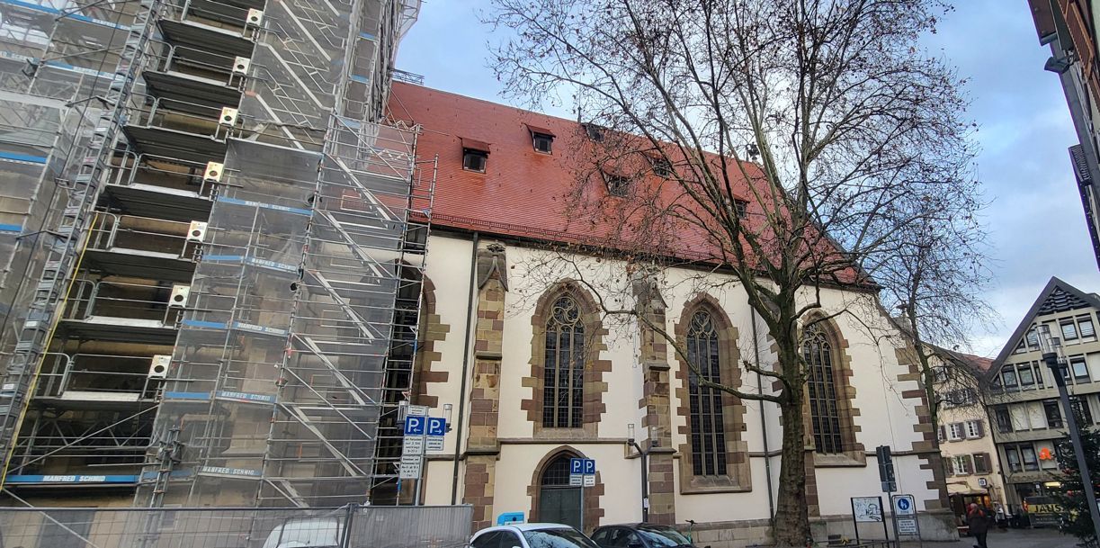 Neues Dach für St. Cosmas und Damian: GlücksSpirale unterstützt Sanierung in Bad Cannstatt