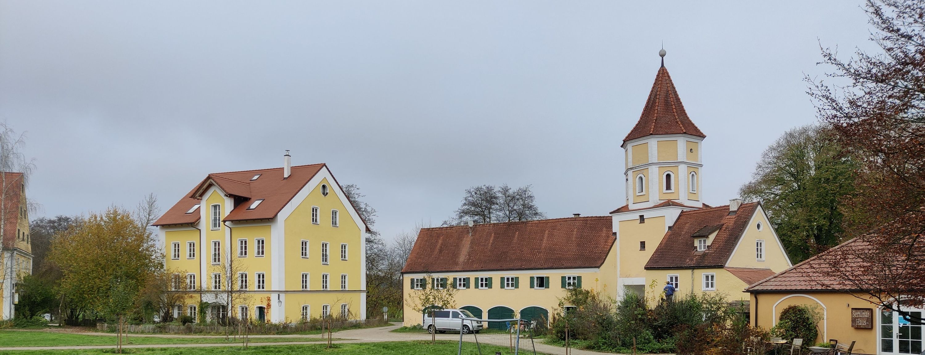 Aussenansicht des Schlosses