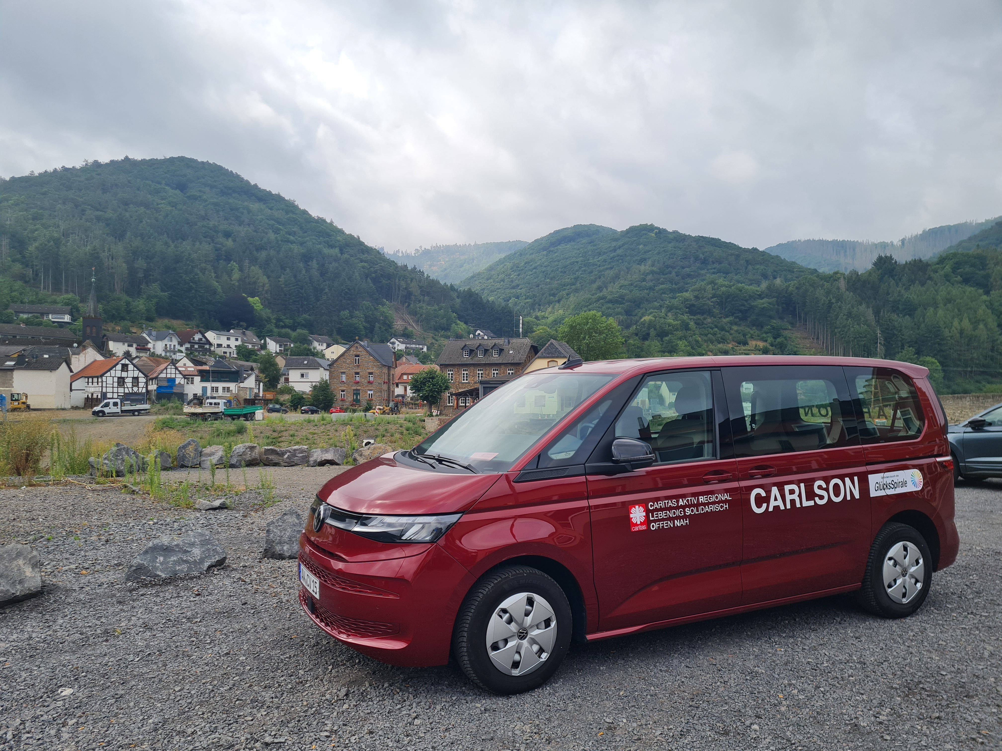 CARLSON - Der fahrende Helfer im Flutgebiet