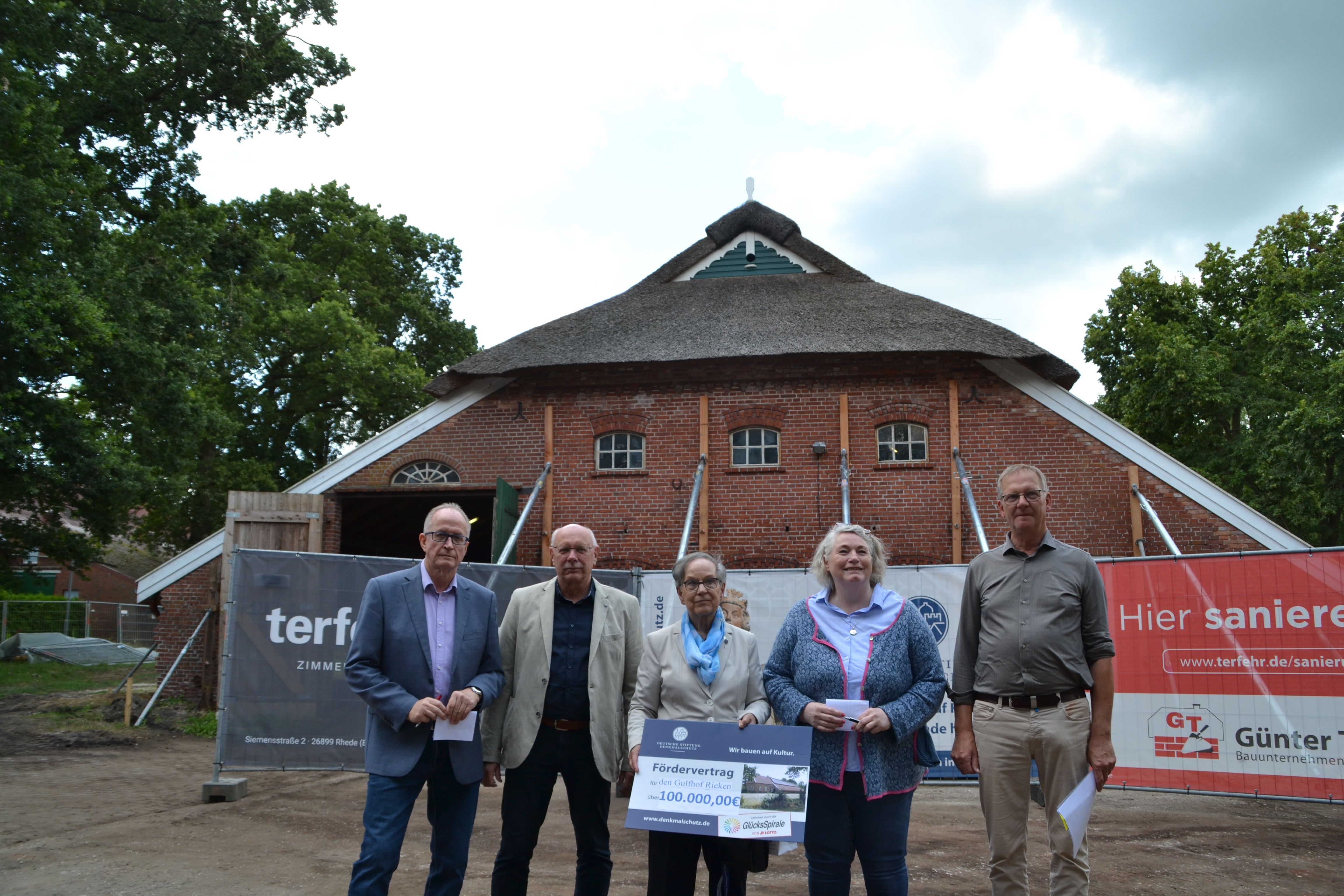 GM 31-23 Seite 5 unten Gulfhof Rieken (15).jpg