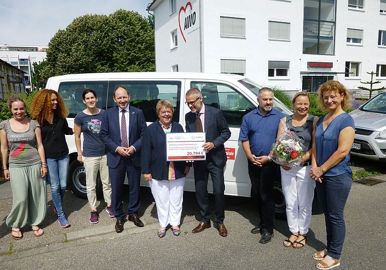 AWO Mannheim wird mobil: Neuer Bus öffnet Wege für Kinder und Jugendliche