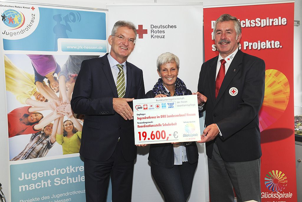 Rotes Kreuz in die Klassenzimmer – JRK Hessen stärkt Schularbeit